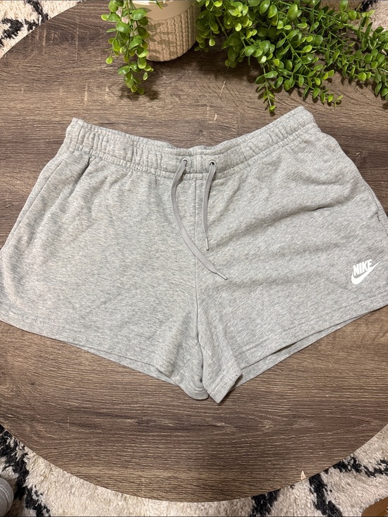 Nike Pants - Nike Sweat Shorts Womens Size Large Grey Sportswear Club Fleece Swoosh Logo